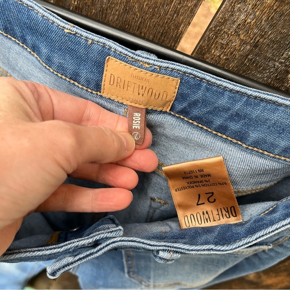 Driftwood Rosie Button-fly Pintuck Flare Jeans Sz 27 - Picture 2 of 15